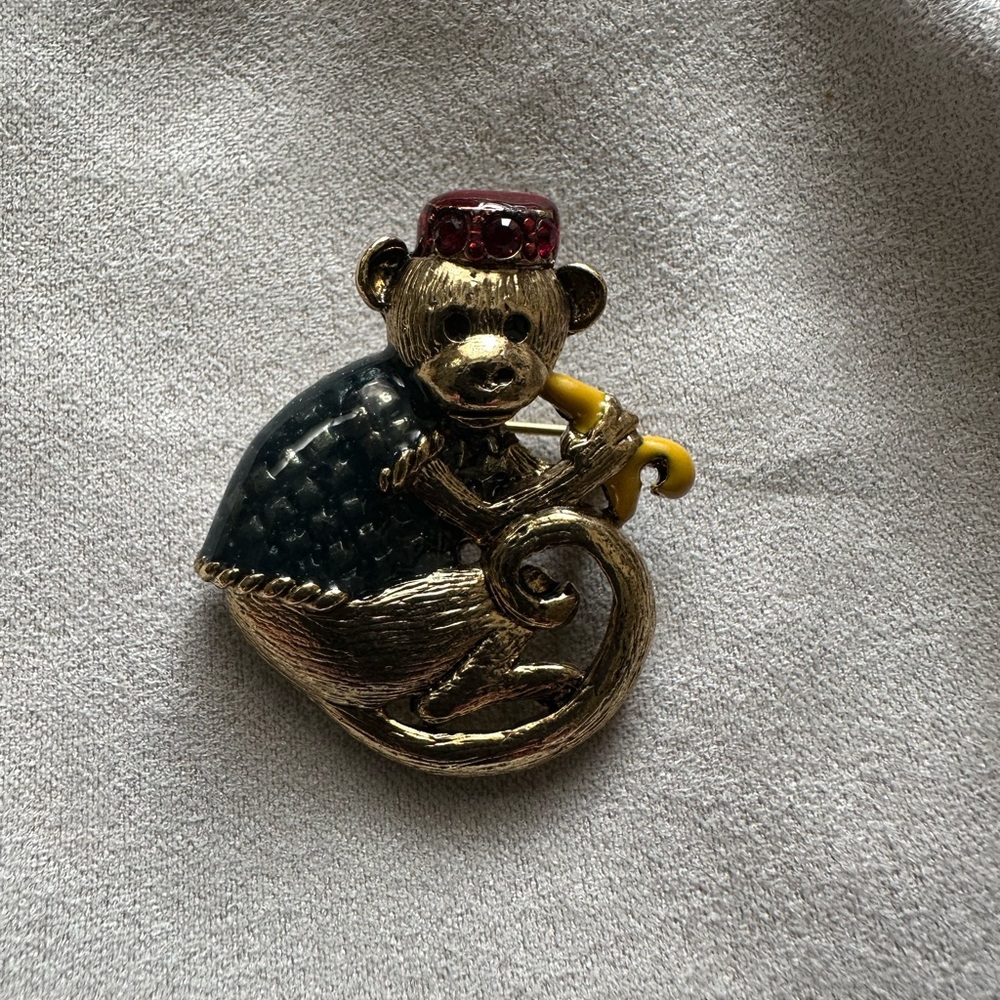 Charming Gold and Black Monkey Brooch